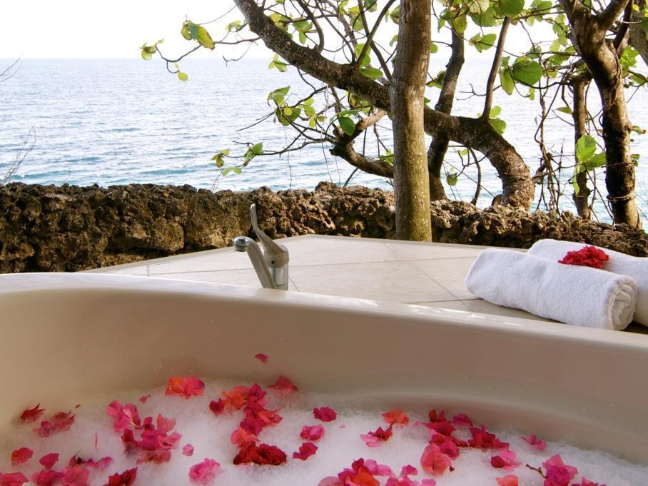 Antulang Beach Resort Siaton Ngoại thất bức ảnh