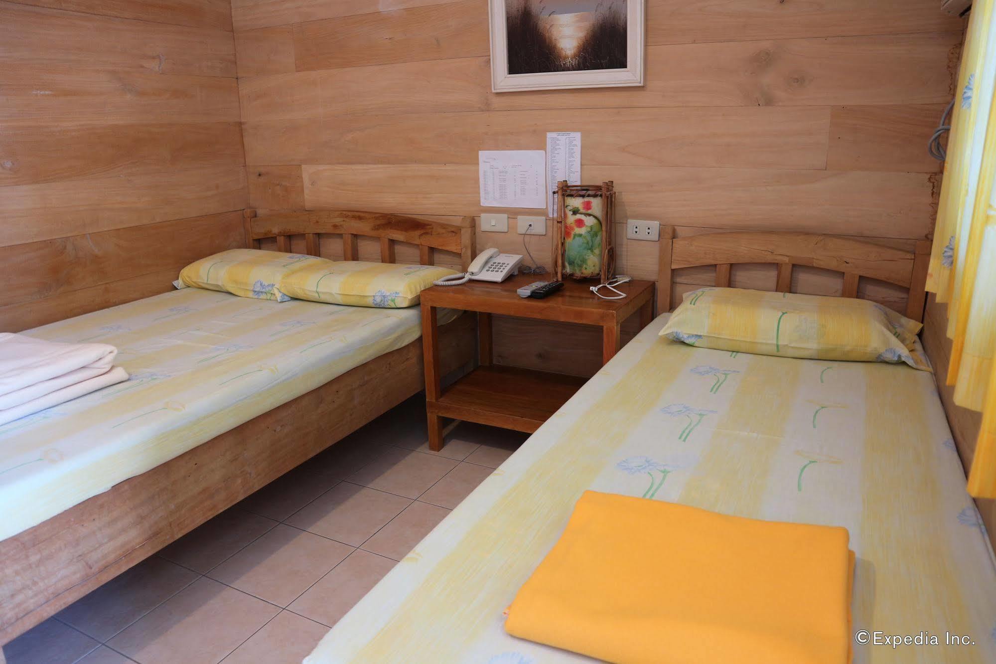 Antulang Beach Resort Siaton Ngoại thất bức ảnh